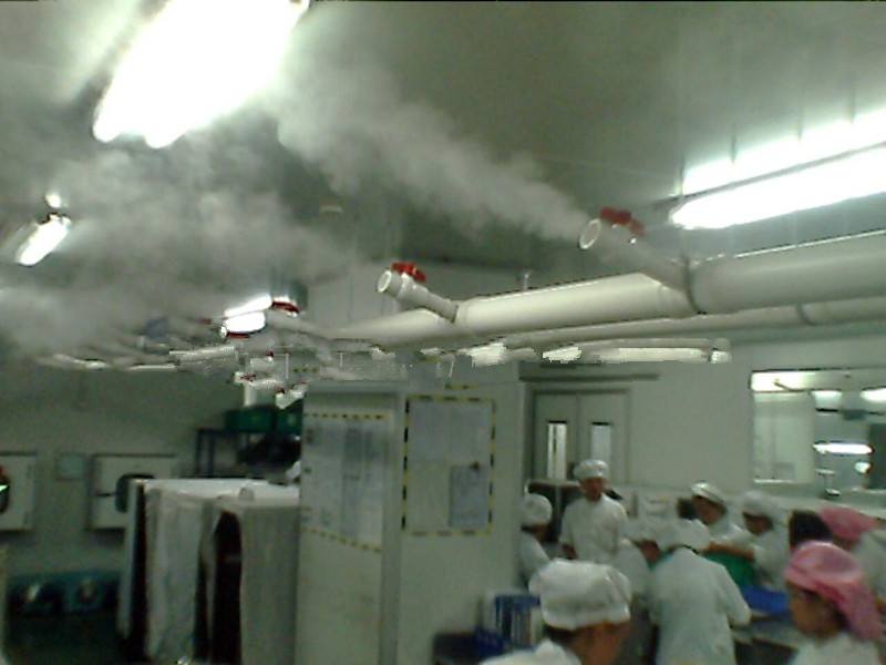 運(yùn)作車間噴霧加濕效果圖